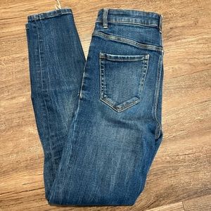 Stretchy Zara skinny jeans